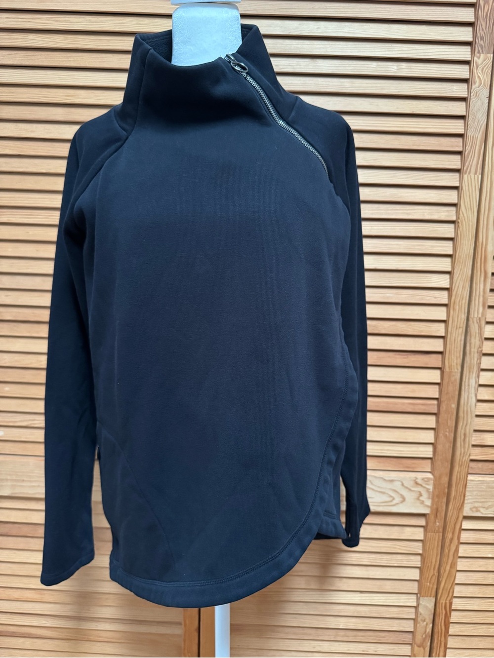 Athleta Cozy Karma Asym Wrap Pullover Sweatshirt Black Medium Athleisure